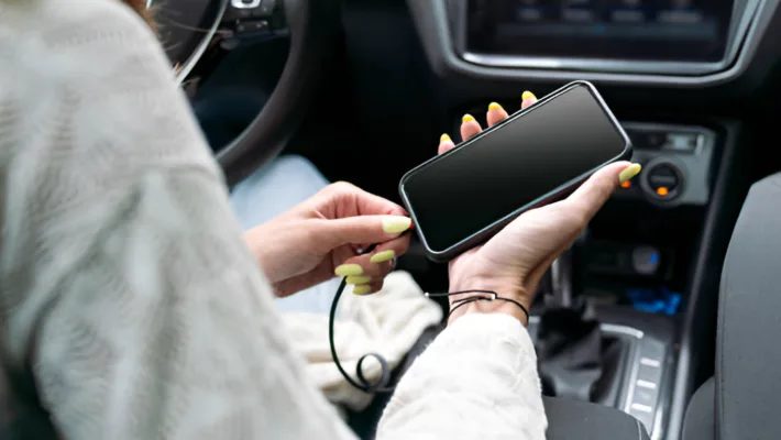 Top Benefits of Using a Car Charger for Everyday Travel