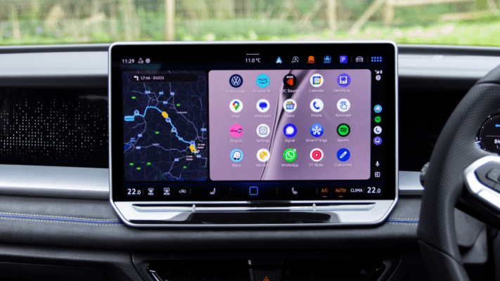 What Makes Android Car Stereos Smarter Than Factory-Fitted Systems?