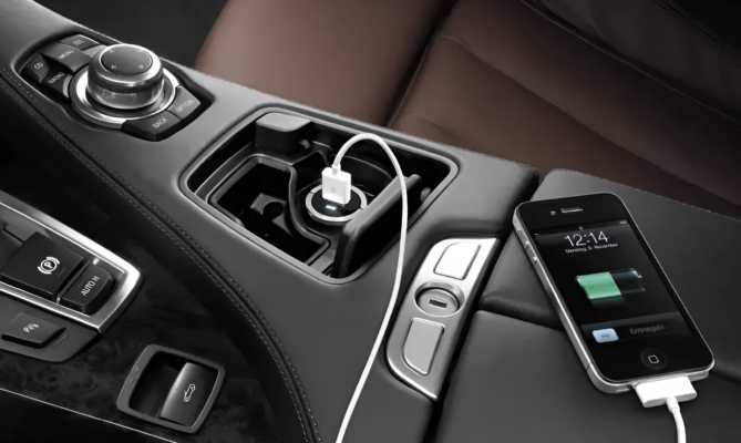 How USB Car Chargers Make Road Trips More Convenient